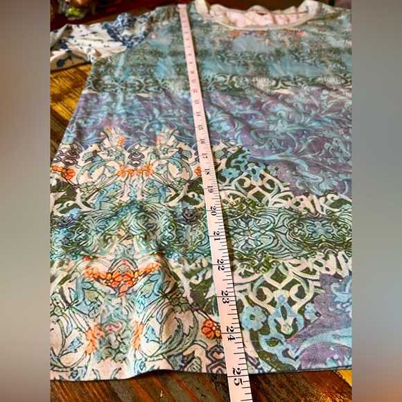 Long Sleeves Top - Picture 7 of 7